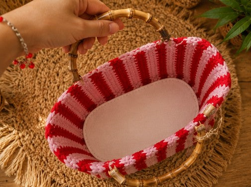 Geanta Crosetata Handmade Dungi Rosu si Roz Pastel cu Manere din Bambus - Boho Chic